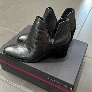 Vince Camuto bootie